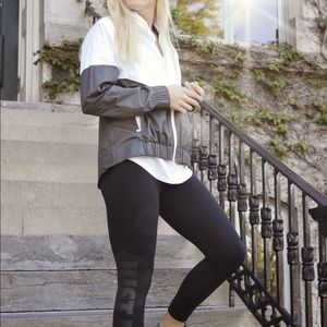 Nike Black & White Windbreaker!